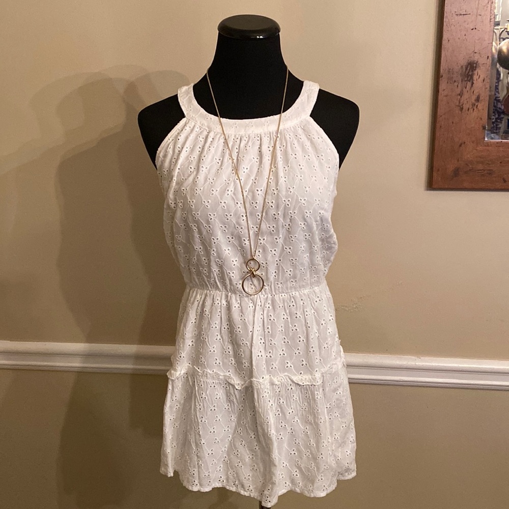Eyelet detailed Torrid blouse. Fully lined with SUPER soft material.